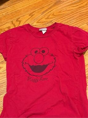 Savvy Red Elmo Graphic Short Sleeve Tee